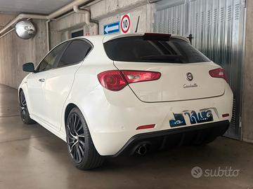 Paraurti giulietta bianco