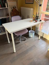 scrivania per cameretta completa di cassettiera e 