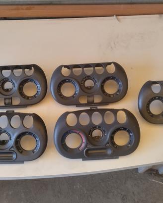 I mostrina del cruscotto nuda multipla 1e2serie