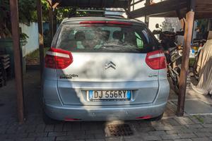 Citroen C4 Picasso con GPL frizone da sostituir