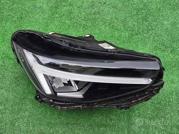 VOLVO XC40 Restyling FULL LED Faro Fanale Destro D
