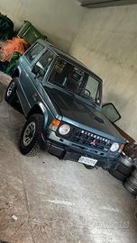Mitsubishi Pajero 1992