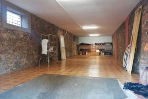 Garage magazzino deposito fondo