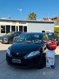 Lancia Ypsilon 1.0 FireFly 5 porte S&S Hybrid Ecoc