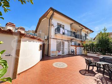 Villa bifamiliare Pomezia [Cod. rif 3339099VRG]