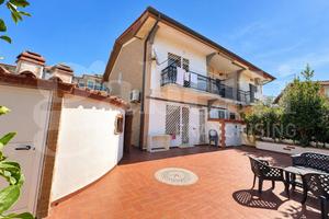 Villa bifamiliare Pomezia [Cod. rif 3339099VRG]