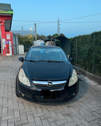 Opel Corsa 1.3CDTI Disel - Catena e 4 gomme nuove