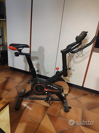 Cyclette pari al nuovo con app - Volano 14 kg