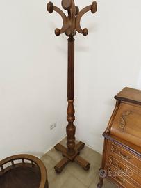Attaccapanni vintage in legno massello