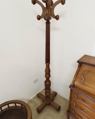 Attaccapanni vintage in legno massello
