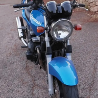 Kawasaki ZR7 F 750