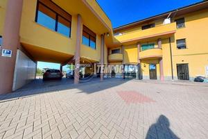 QUADRILOCALE AMPIO A SAN FRANCESCO AL CAMPO