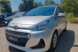 Hyundai i10 1.0 Benzina full optional 2019