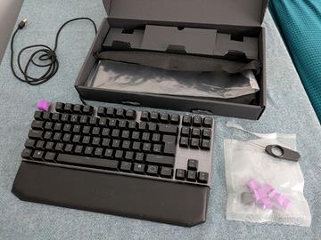 Tastiera Meccanica Cooler Master MK 730 layout UK