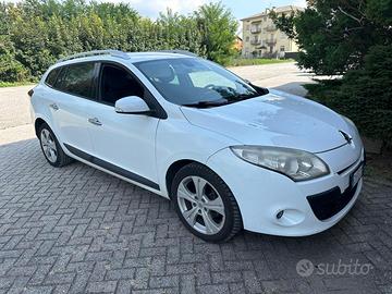 Renault Megane 1.5  sportour dci 110 cv