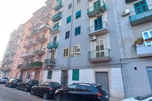 Via D'Alo Alfieri 3 Vani luminoso