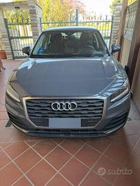 Audi q2 1.6 30 tdi stronic business