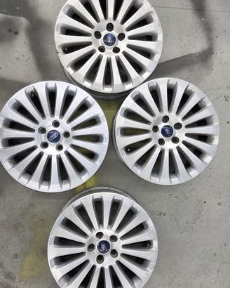 cerchi in lega ford focus 17"
