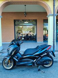 Yamaha X-Max 125 TUO A 2449€ OPERAZIONE 50%