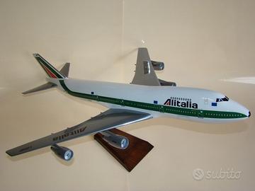 Aereo Boeing 747-200 "Alitalia