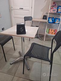 4 tavolini da bar