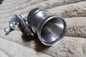 fischietto scarico auto 