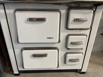 Stufa cucina fornello a legna