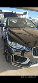 Jaguar F-Pace 2.0d 180cv