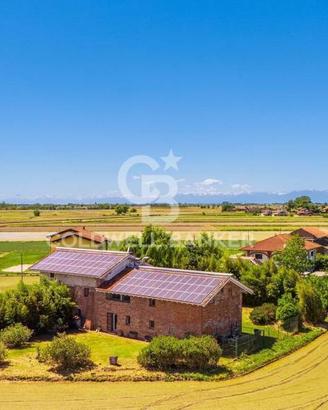 Villa di 410 m² con 4 locali e box auto a Tornaco