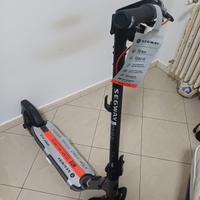 Monopattino Elettrico Ninebot Nuovo