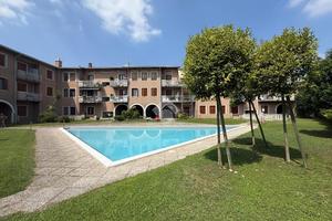 3 LOCALI A DESENZANO DEL GARDA