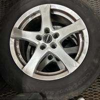 Gomme e cerchi in lega