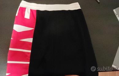 pantaloni corti nike 