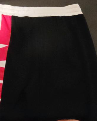 pantaloni corti nike 