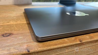 MacBook Air 15″ M3 , Ram 16GB, SSD 256GB, Ex  Demo