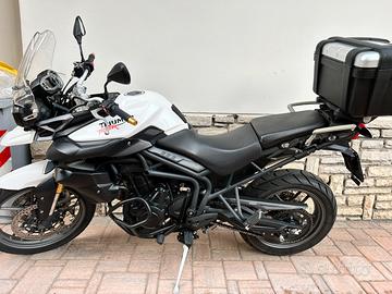 Triumph Tiger 800