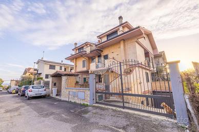 PORZIONE DI BIFAMILIARE A GUIDONIA MONTECELIO