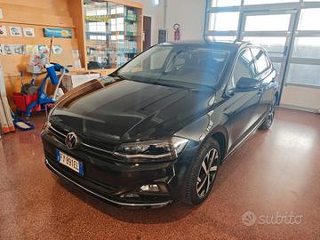 Volkswagen Polo 1.6 TDI 95 CV DSG 5p. Highline Blu