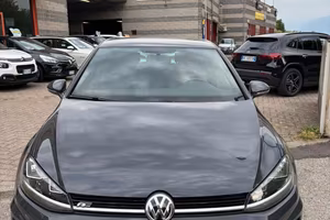 Golf 1.0 TSI 110 CV 5p. Trendline BlueMotion Techn
