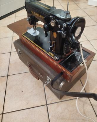 Macchina da cucire ANNI 50  SINGER 306M