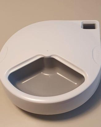 alimentatore C300 per gatti e cani