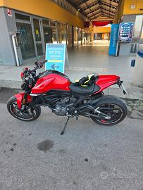 Ducati Monster 937 plus