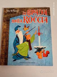 LA SPADA NELLA ROCCIA - WALT DISNEY