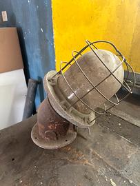 Lampada vintage industriale d'epoca