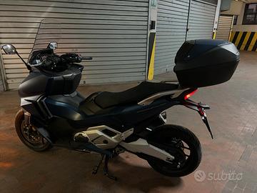 Honda Forza 750 - 2023