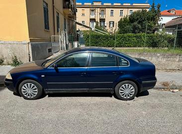 VW Passat 1.9 TDI -130 CV