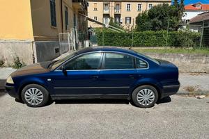VW Passat 1.9 TDI -130 CV