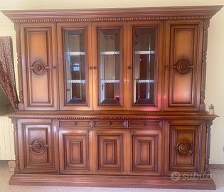 Credenza Cristalliera