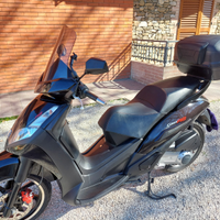 Scooter peugeot 250