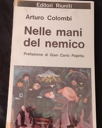 Nelle mani del nemicoro